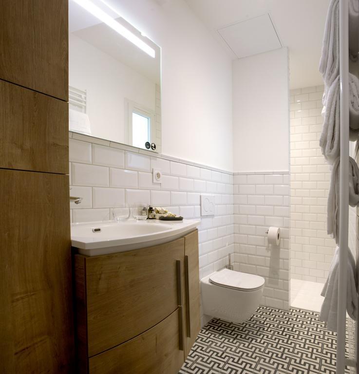 Hotel Douce Nuits Esterno foto